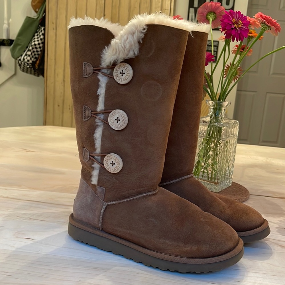 Ugg Bailey Button Up Classic Boot. Tan Color Size… - image 1